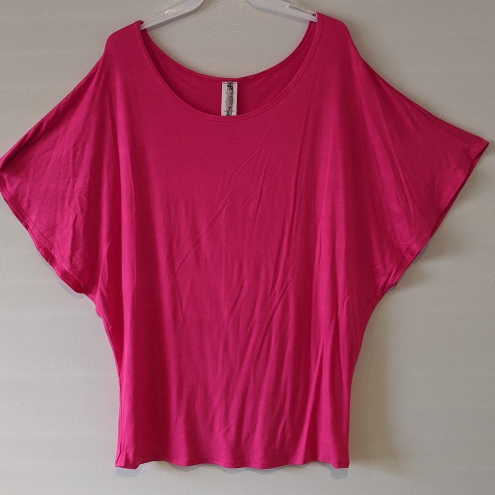 Doleman tee hot pink
